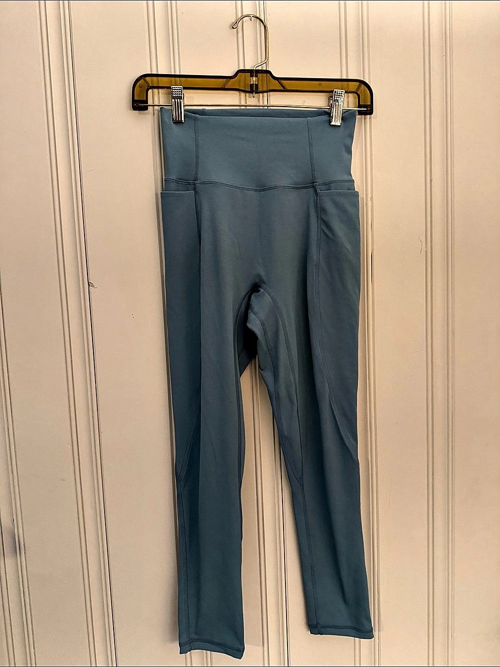 Ptula Women's Leggings in Blue Size Medium